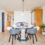 Luxueuze vakantiestudio met zeezicht en terras in Oostende