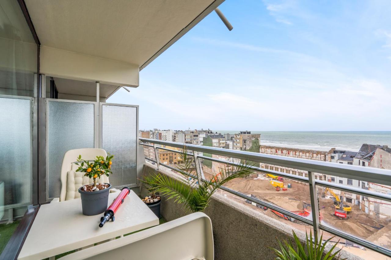 Appartement Luxueuze Vakantiestudio Met Zeezicht En Terras In *
