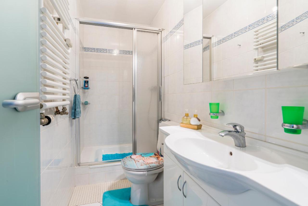 Luxueuze Vakantiestudio Met Zeezicht En Terras In